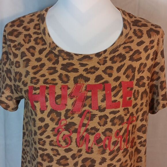 Leopard Print "Hustle & Heart" Graphic Tee - Picture 2 of 6